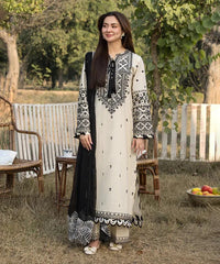 Embroidered Lawn 3-Piece Suit with Organza Dupatta – ZB1354