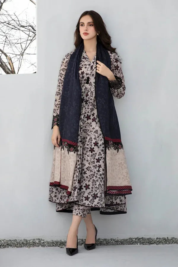 Baroque Karandi Printed 3-Piece Suit with Dupatta & Trouser – ZB802