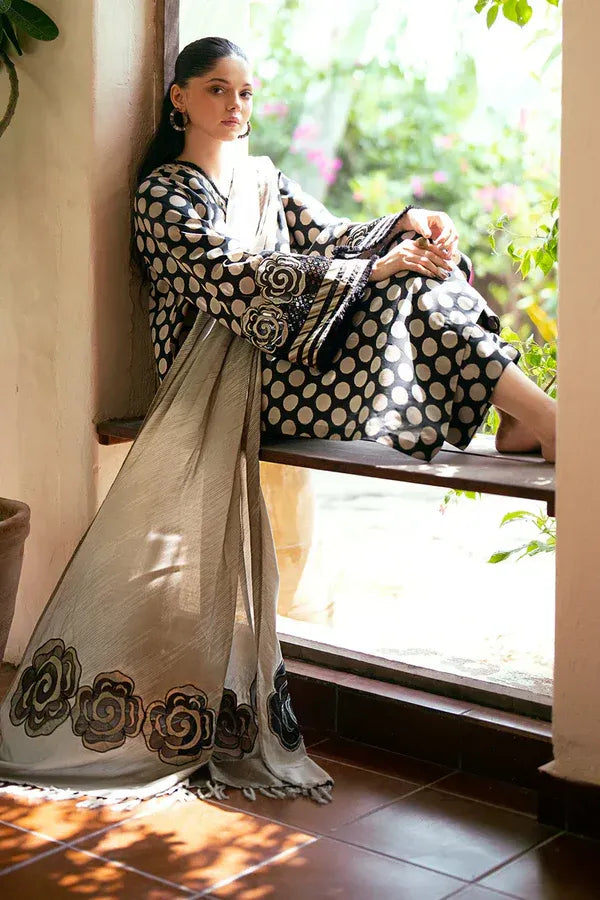 Baroque Karandi Printed 3-Piece Suit with Dupatta & Trouser – ZB827